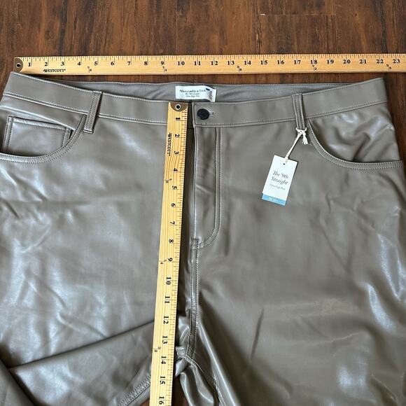 ABERCROMBIE & FITCH The 90s Straight Pants Taupe Vegan Leather NWT - Picture 13 of 15
